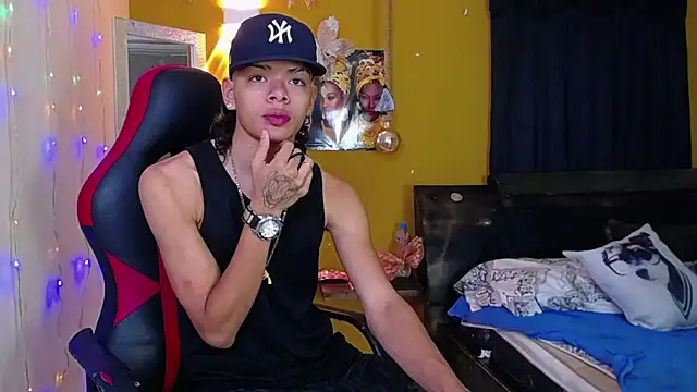 Snapshot of Harry_jhonsson chatting on 12/21/24, 04:30 Harry jhonsson online show from 12/21/24, 04:30