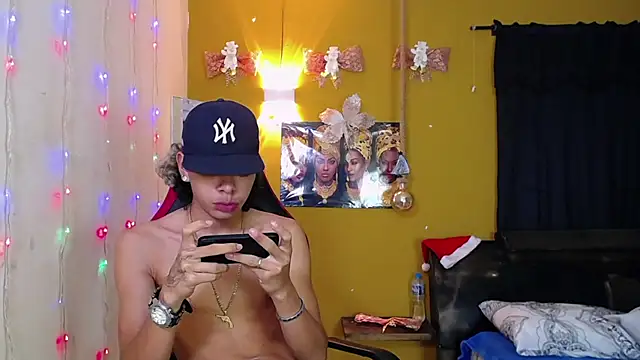 Snapshot of Harry_jhonsson chatting on 12/23/24, 05:06 Harry jhonsson online show from 12/23/24, 05:06
