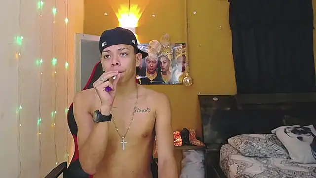Snapshot of Harry_jhonsson chatting on 01/29/25, 06:01 Harry jhonsson online show from 01/29/25, 06:01