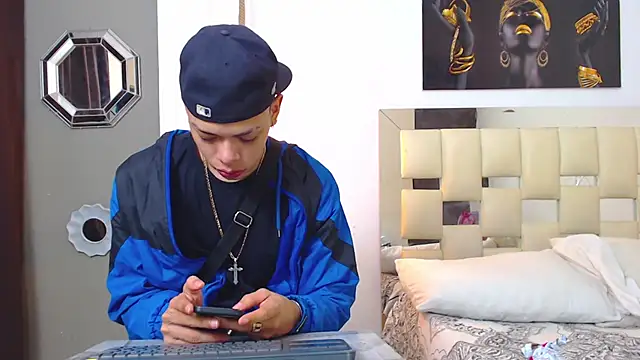 Snapshot of Harry_jhonsson chatting on 03/07/25, 04:35 Harry jhonsson online show from 03/07/25, 04:35