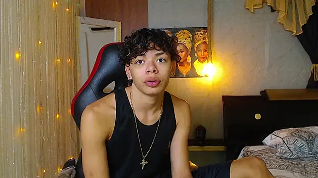 Snapshot of Harry_jhonsson chatting on 10/18/25, 03:09 Harry jhonsson online show from 10/18/25, 03:09