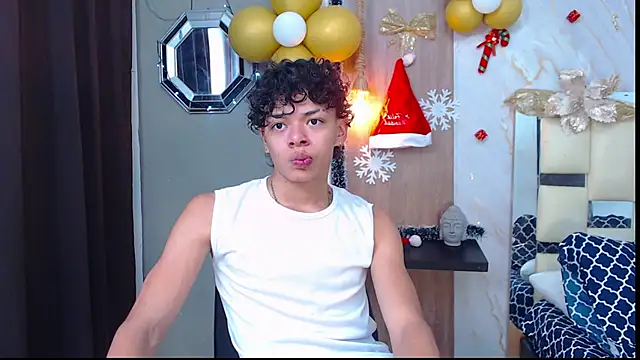 Snapshot of Harry_jhonsson chatting on 11/18/25, 06:01 Harry jhonsson online show from 11/18/25, 06:01