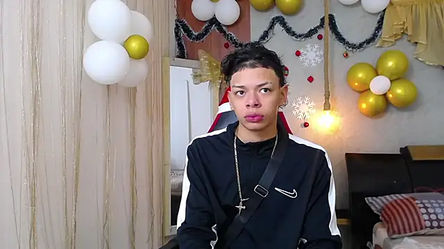 Snapshot of Harry_jhonsson chatting on 11/20/25, 10:31 Harry jhonsson online show from 11/20/25, 10:31