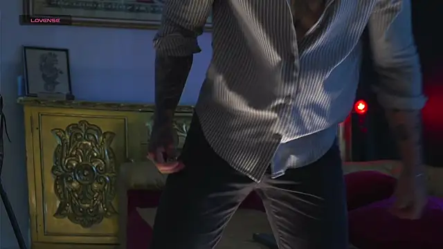 Snapshot of dantecoppolaa_ chatting on 10/25/25, 07:30 dantecoppolaa online show from 10/25/25, 07:30