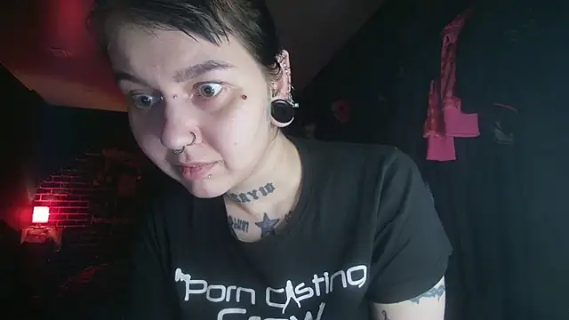 MoorderxDoll online show from 03/16/25, 09:16