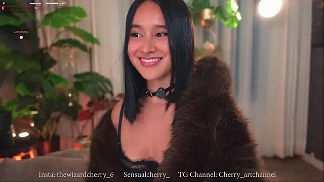 Snapshot of Miss_beee chatting on 11/20/25, 12:55 Miss beee online show from 11/20/25, 12:55