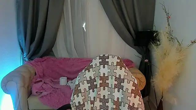 Snapshot of LovelyJessie chatting on 03/21/25, 11:33 LovelyJessie online show from 03/21/25, 11:33