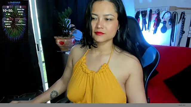 Snapshot of scarlet-kennedy98 chatting on 03/14/25, 10:38 scarlet-kennedy98 online show from 03/14/25, 10:38