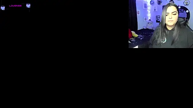 Snapshot of Luise_Meyrink chatting on 02/22/25, 02:17 Luise Meyrink online show from 02/22/25, 02:17