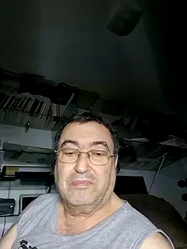 Snapshot of StiveMartin chatting on 11/01/25, 07:05 StiveMartin online show from 11/01/25, 07:05