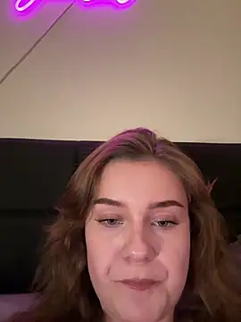 MaribelRiver online show from 12/18/24, 06:03