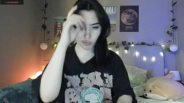 Snapshot of Anisawithlove chatting on 12/07/24, 02:24 Anisawithlove online show from 12/07/24, 02:24