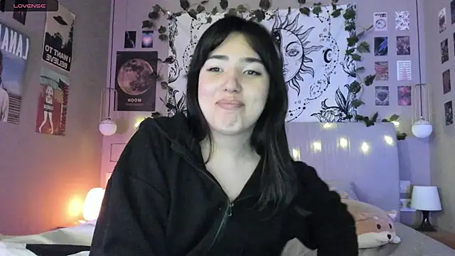 Snapshot of Anisawithlove chatting on 12/26/24, 10:31 Anisawithlove online show from 12/26/24, 10:31