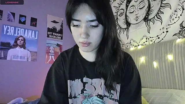 Snapshot of Anisawithlove chatting on 01/02/25, 09:07 Anisawithlove online show from 01/02/25, 09:07