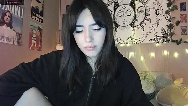 Snapshot of Anisawithlove chatting on 01/13/25, 03:36 Anisawithlove online show from 01/13/25, 03:36