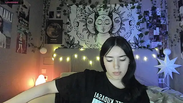 Snapshot of Anisawithlove chatting on 02/09/25, 08:24 Anisawithlove online show from 02/09/25, 08:24