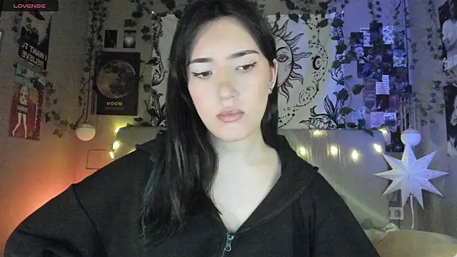 Snapshot of Anisawithlove chatting on 02/16/25, 02:10 Anisawithlove online show from 02/16/25, 02:10