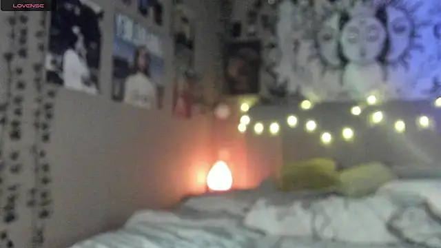 Snapshot of Anisawithlove chatting on 02/19/25, 03:38 Anisawithlove online show from 02/19/25, 03:38