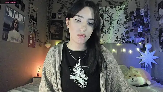 Snapshot of Anisawithlove chatting on 02/25/25, 05:36 Anisawithlove online show from 02/25/25, 05:36