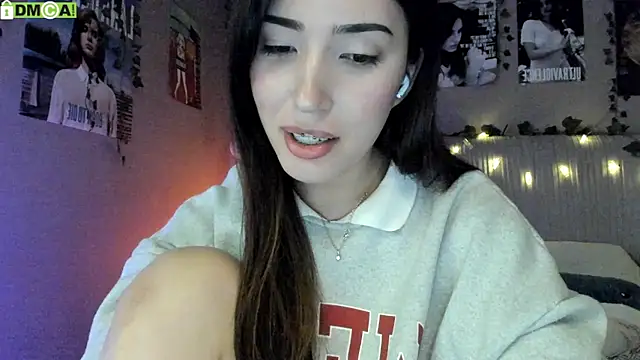 Snapshot of Anisawithlove chatting on 10/16/25, 08:04 Anisawithlove online show from 10/16/25, 08:04