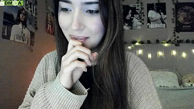 Snapshot of Anisawithlove chatting on 10/24/25, 08:11 Anisawithlove online show from 10/24/25, 08:11