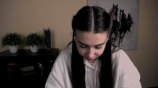 Snapshot of Lili_magic chatting on 11/14/25, 11:31 Lili magic online show from 11/14/25, 11:31