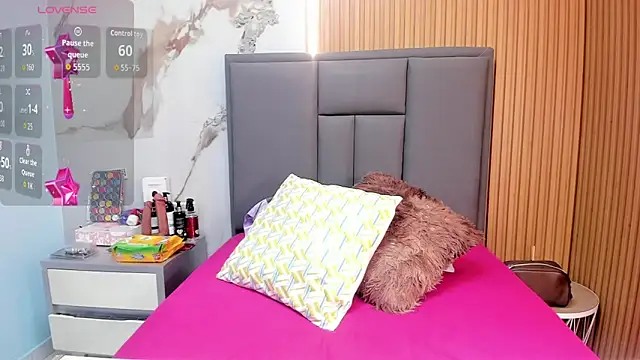 CINTYLOVELY online show from 09/30/25, 07:41