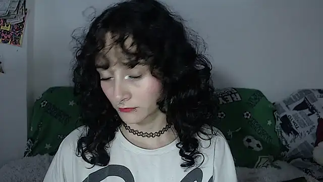 kitty22  online show from 12/17/24, 01:16