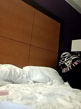 Treemandude online show from 11/12/25, 07:42