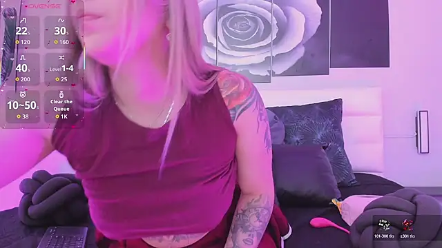 isabella simons online show from 10/19/25, 02:34