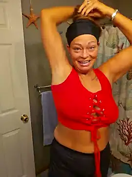 Snapshot of Erotic_and_Exotic chatting on 12/13/24, 05:00 Erotic and Exotic online show from 12/13/24, 05:00