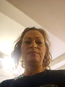 Snapshot of Erotic_and_Exotic chatting on 11/10/25, 01:48 Erotic and Exotic online show from 11/10/25, 01:48