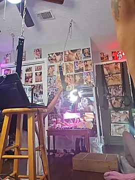 luvs2cumm69 online show from 02/09/25, 10:53