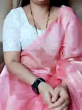 Snapshot of Traditional_Housewife_ chatting on 12/29/24, 07:22 Traditional Housewife  online show from 12/29/24, 07:22