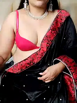 Snapshot of Traditional_Housewife_ chatting on 02/05/25, 04:58 Traditional Housewife  online show from 02/05/25, 04:58