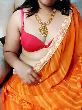 Snapshot of Traditional_Housewife_ chatting on 02/06/25, 09:11 Traditional Housewife  online show from 02/06/25, 09:11