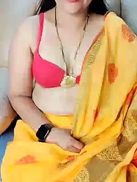 Snapshot of Traditional_Housewife_ chatting on 03/17/25, 02:45 Traditional Housewife  online show from 03/17/25, 02:45