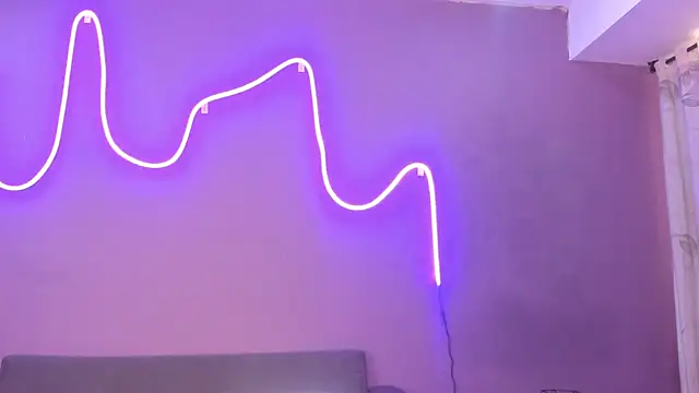 lanna bx online show from 09/14/25, 04:39