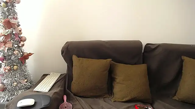 Snapshot of sara_winehouse1 chatting on 01/07/25, 04:27 sara winehouse1 online show from 01/07/25, 04:27
