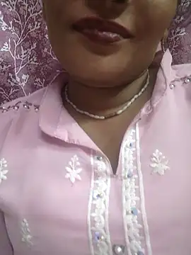 Snapshot of Ritasingh-0461 chatting on 10/19/25, 01:56 Ritasingh-0461 online show from 10/19/25, 01:56