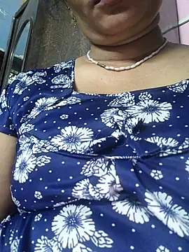 Snapshot of Ritasingh-0461 chatting on 10/20/25, 02:23 Ritasingh-0461 online show from 10/20/25, 02:23