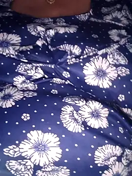 Snapshot of Ritasingh-0461 chatting on 10/21/25, 07:47 Ritasingh-0461 online show from 10/21/25, 07:47