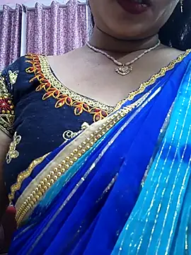 Snapshot of Ritasingh-0461 chatting on 10/22/25, 08:03 Ritasingh-0461 online show from 10/22/25, 08:03