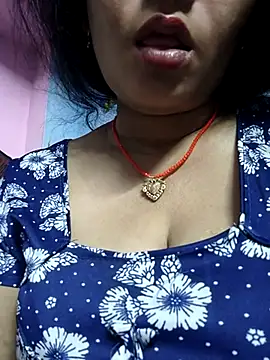 Snapshot of Ritasingh-0461 chatting on 10/26/25, 12:16 Ritasingh-0461 online show from 10/26/25, 12:16