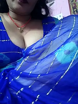 Snapshot of Ritasingh-0461 chatting on 10/29/25, 12:24 Ritasingh-0461 online show from 10/29/25, 12:24