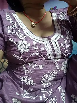 Snapshot of Ritasingh-0461 chatting on 10/29/25, 02:30 Ritasingh-0461 online show from 10/29/25, 02:30