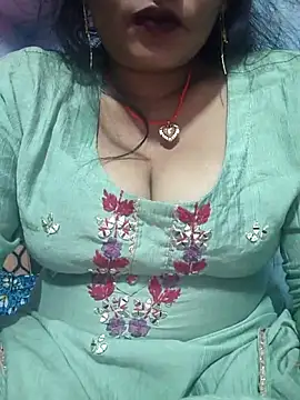 Snapshot of Ritasingh-0461 chatting on 11/06/25, 02:07 Ritasingh-0461 online show from 11/06/25, 02:07