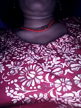 Snapshot of Ritasingh-0461 chatting on 11/15/25, 10:37 Ritasingh-0461 online show from 11/15/25, 10:37