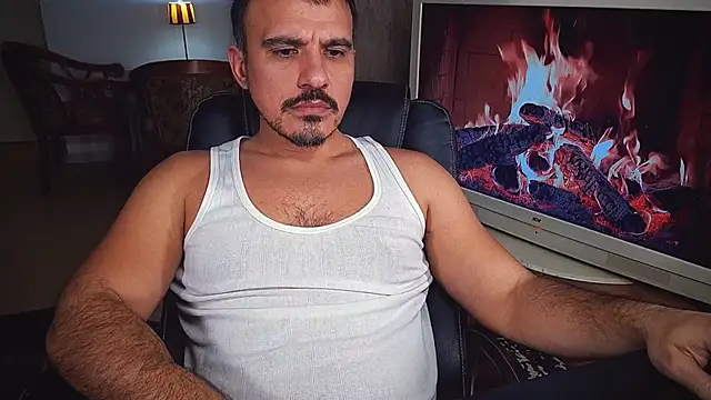 officeman7 online show from 12/27/24, 05:37