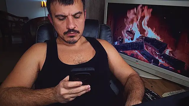 officeman7 online show from 01/12/25, 05:54